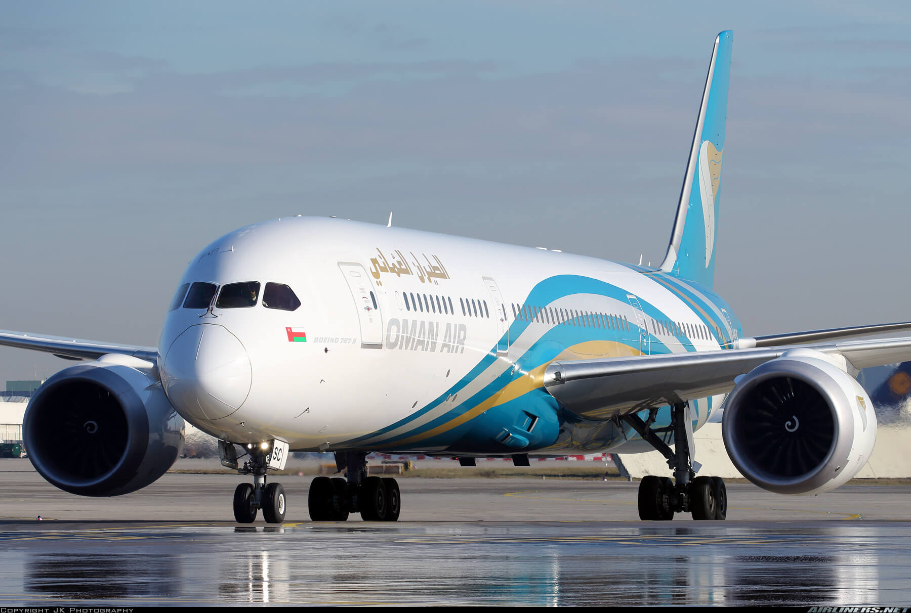 Oman Air Boeing 787 Dreamliner