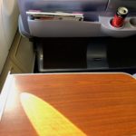Tisch Thai Airways Airbus A330 Business Class Sitz