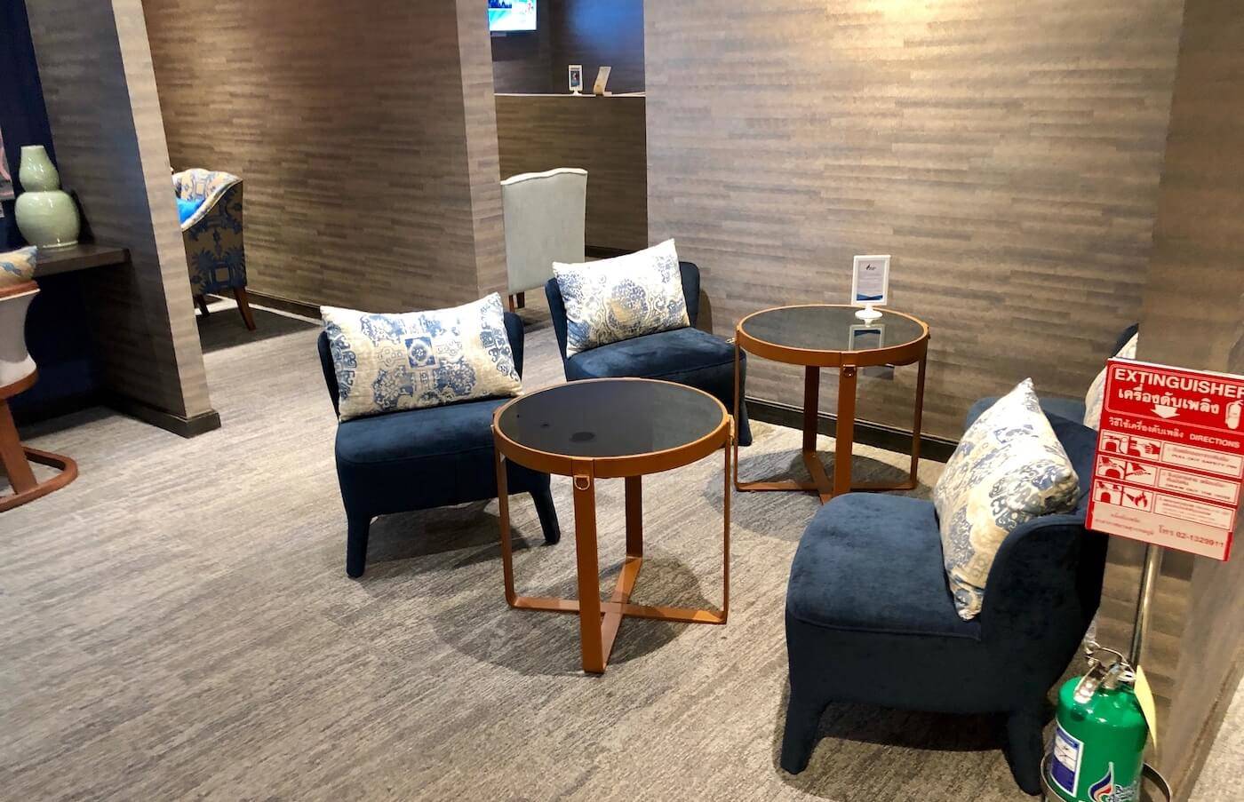 Bangkok Airways Blue Ribbon Lounge Sitzmöglichkeiten