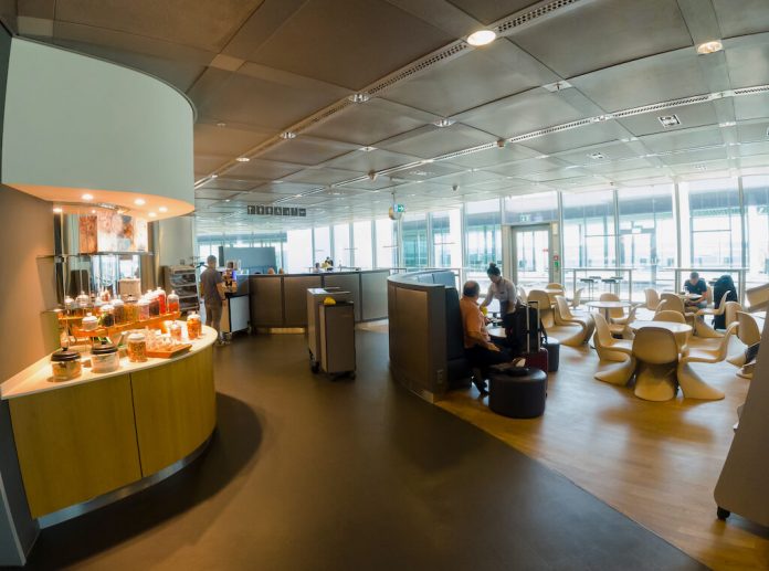 Lufthansa Business Class Lounge (B-Ost) Frankfurt - Test & Erfahrungen