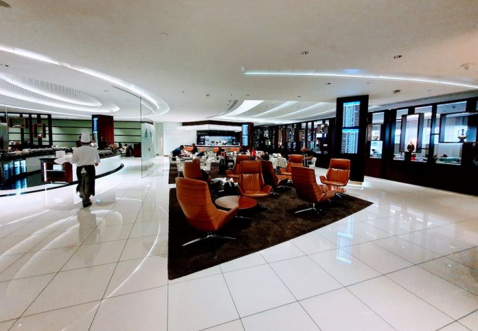 Etihad Business Class Lounge Abu Dhabi Terminal 3 Test & Erfahrungen