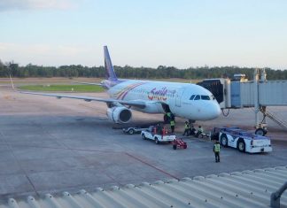 Thai Smile Plus Class Airbus A320 Bangkok nach Phuket